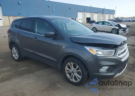 2019 Ford Escape Se from USA, damaged, VIN 1FMCU9GD2KUB09033